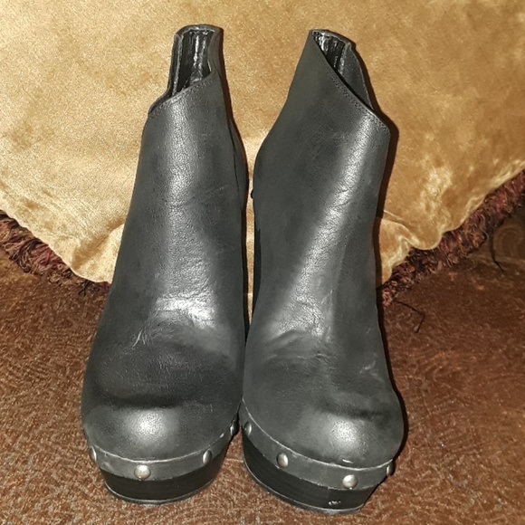 Ankle Boots - Picture 3 of 4